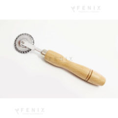 rotella per pasta manico legno